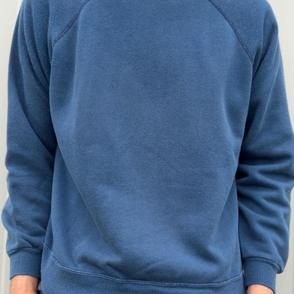 Vintage 90s Faded Navy Blue Blank Sweatshirt Raglan Crewneck Mens SM